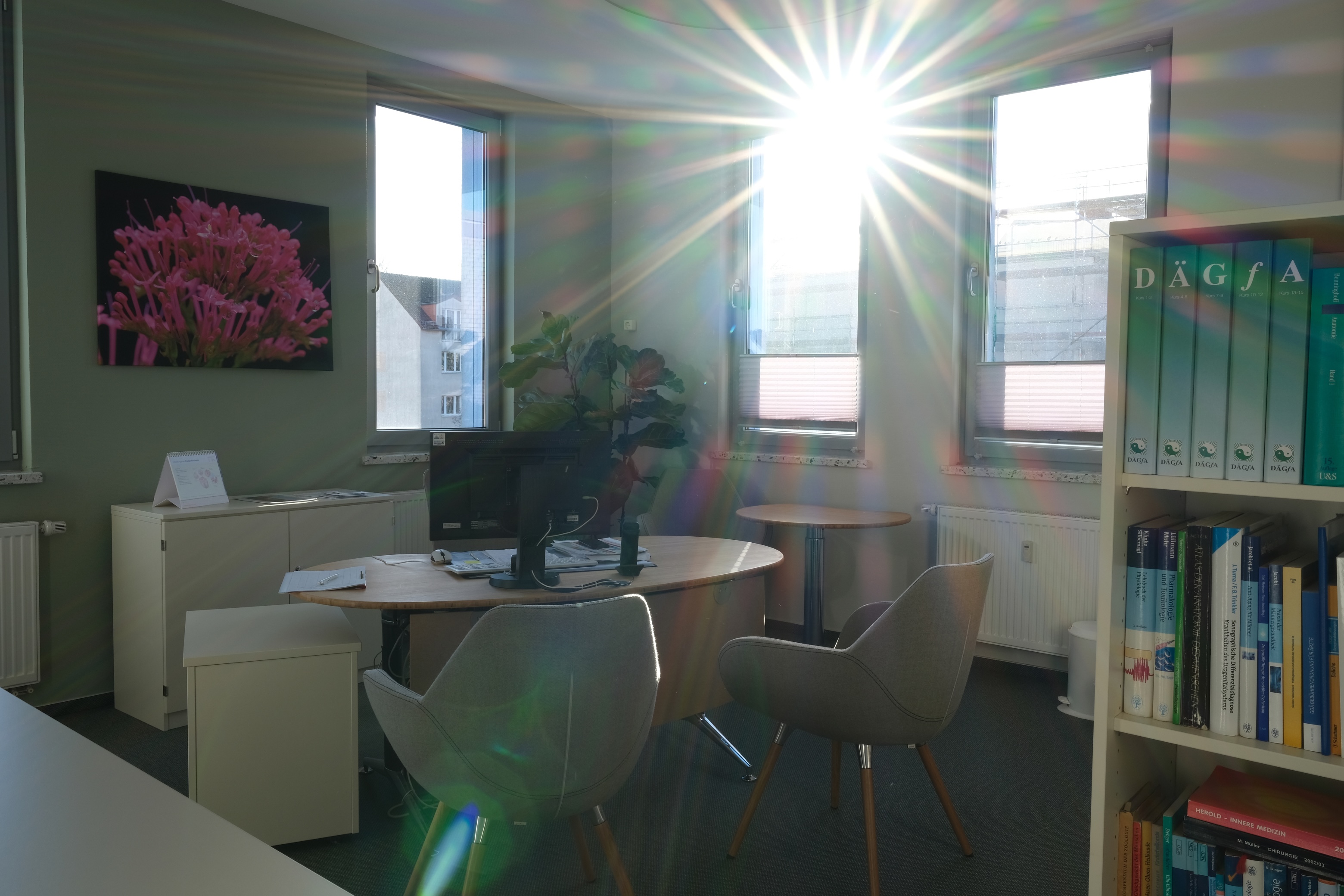 Urologische Facharztpraxis Baumschulenweg – Dr. Madlen Oemler – Behandlungszimmer